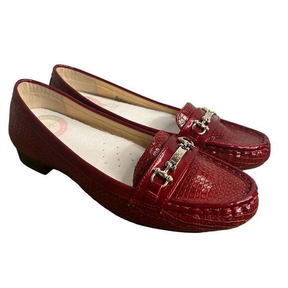 Alex Marie Red Patent Loafers Womens 6M Alligator Flats Round Toe Shoes - Picture 1 of 9